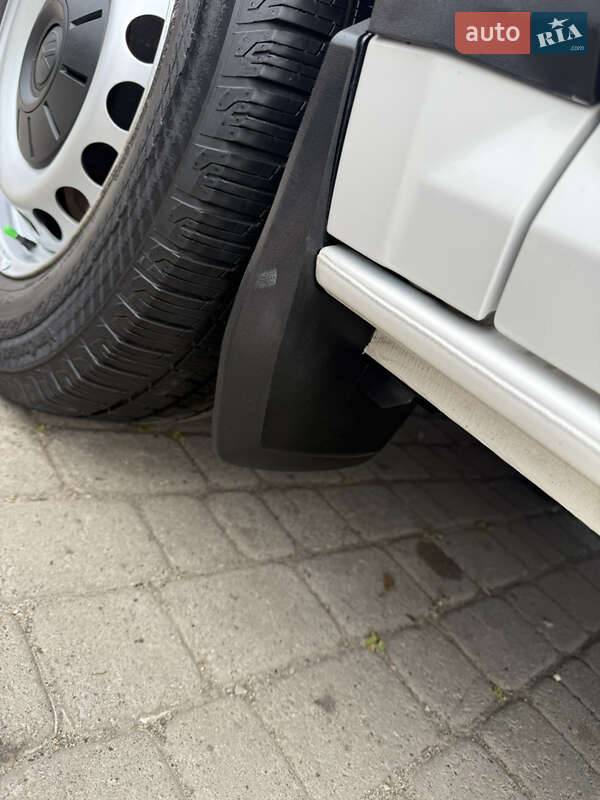 Грузовой фургон Volkswagen Crafter 2021 в Киеве