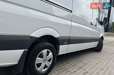 Грузовой фургон Volkswagen Crafter 2016 в 