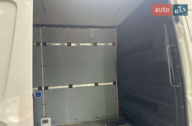 Грузовой фургон Volkswagen Crafter 2016 в 