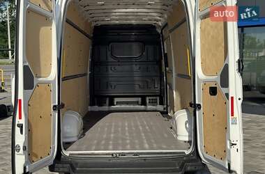 Грузопассажирский фургон Volkswagen Crafter 2021 в 