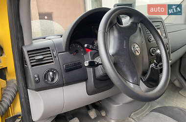 Вантажний фургон Volkswagen Crafter 2012 в 