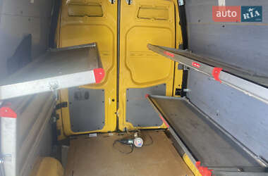 Вантажний фургон Volkswagen Crafter 2012 в 