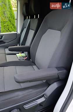 Грузовой фургон Volkswagen Crafter 2019 в 