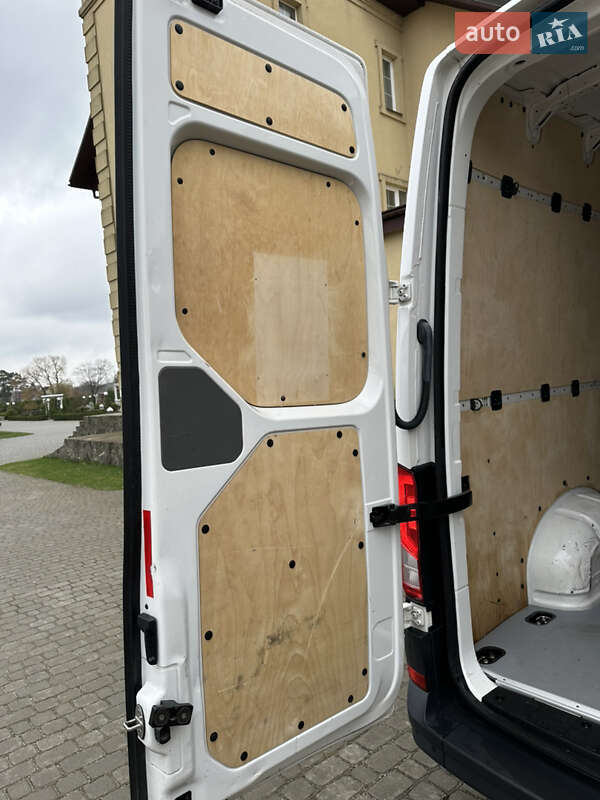 Грузопассажирский фургон Volkswagen Crafter 2017 в Почаеве