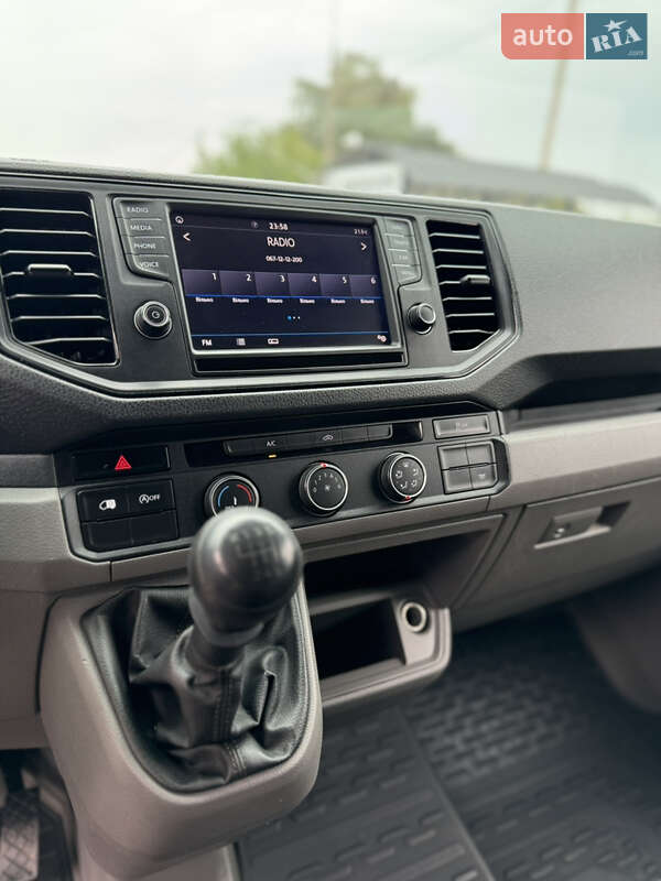 Грузовой фургон Volkswagen Crafter 2019 в Почаеве