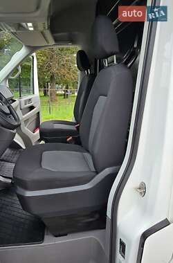 Грузовой фургон Volkswagen Crafter 2020 в 