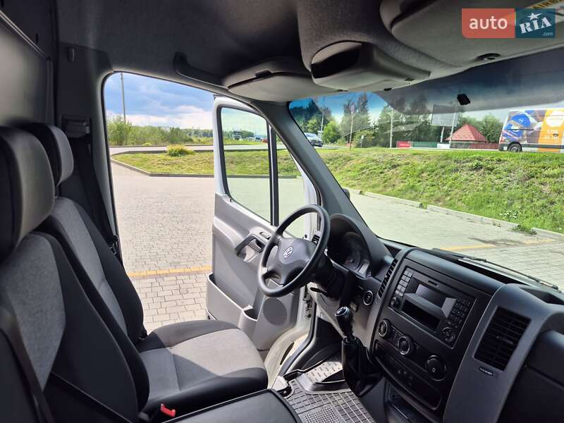 Грузовой фургон Volkswagen Crafter 2017 в Стрые фото 40 Грузовой фургон Volkswagen Crafter 2017 в Стрые
