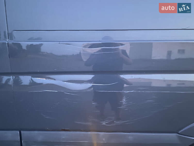 Вантажний фургон Volkswagen Crafter 2011 в Миргороді