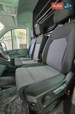 Грузовой фургон Volkswagen Crafter 2021 в 