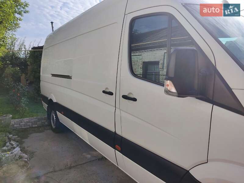 Грузовой фургон Volkswagen Crafter 2011 в Белой Церкви