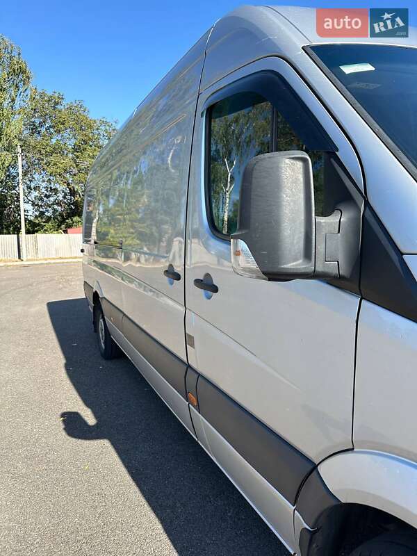 Грузовой фургон Volkswagen Crafter 2015 в Первомайске
