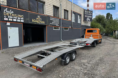 Евакуатор Volkswagen Crafter 2015 в Києві