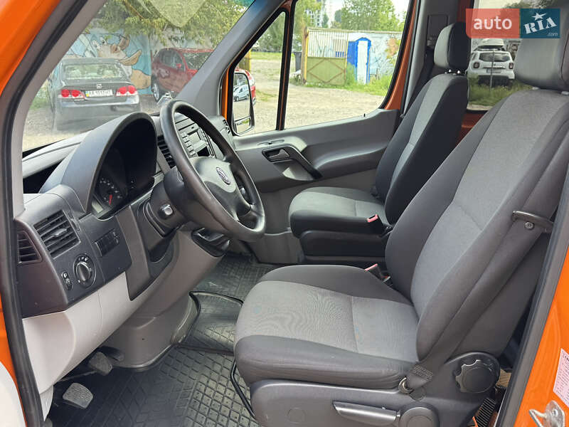 Евакуатор Volkswagen Crafter 2015 в Києві фото 16 Евакуатор Volkswagen Crafter 2015 в Києві