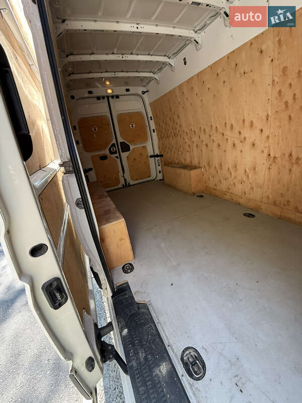 Грузовой фургон Volkswagen Crafter 2020 в Киеве