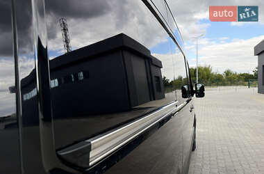 Грузовой фургон Volkswagen Crafter 2022 в 