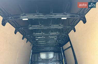Грузовой фургон Volkswagen Crafter 2022 в 