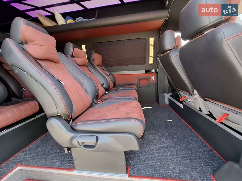 Грузопассажирский фургон Volkswagen Crafter 2019 в Калуше