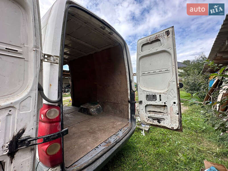 Грузовой фургон Volkswagen Crafter 2008 в Костополе