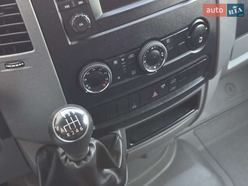 Грузовой фургон Volkswagen Crafter 2016 в Тернополе