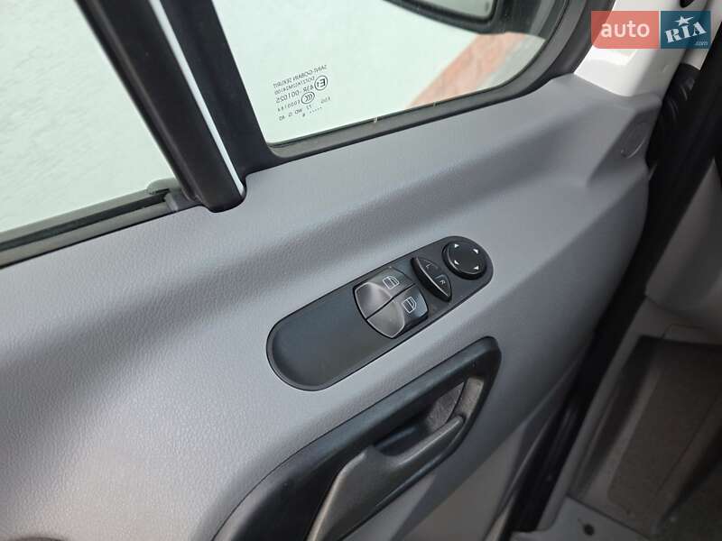 Грузовой фургон Volkswagen Crafter 2016 в Тернополе