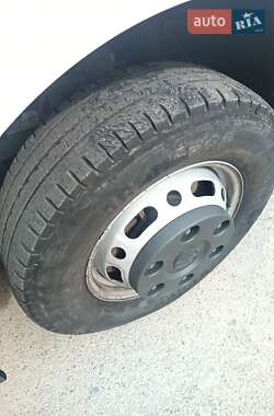 Грузовой фургон Volkswagen Crafter 2013 в 