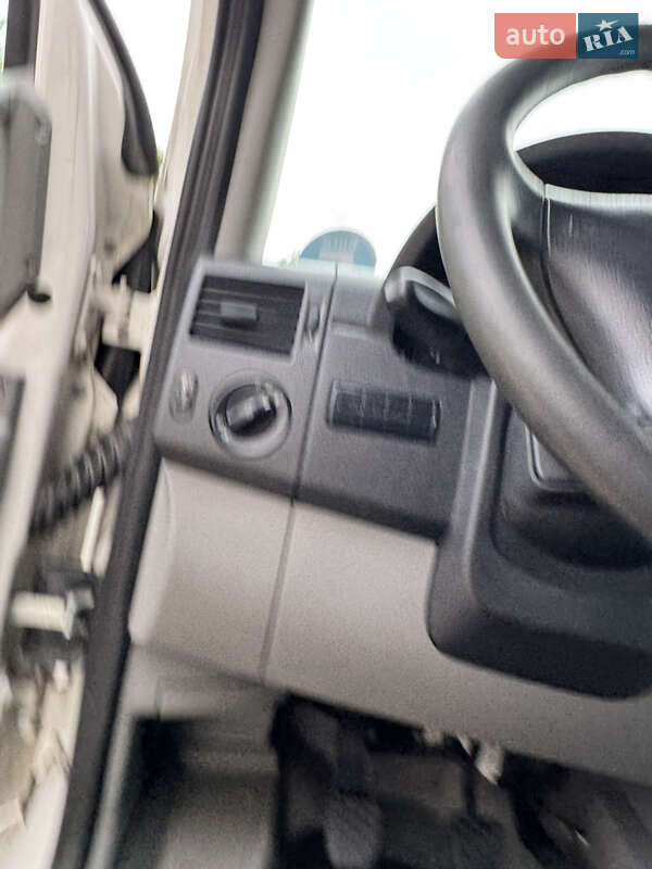 Микроавтобус Volkswagen Crafter 2015 в Одессе