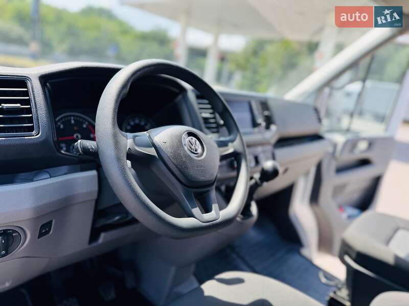 Грузовой фургон Volkswagen Crafter 2018 в Днепре