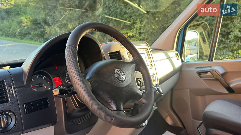 Грузовой фургон Volkswagen Crafter 2015 в Сваляве