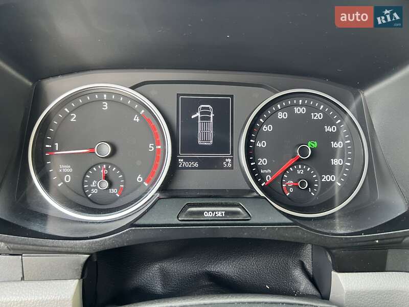 Грузовой фургон Volkswagen Crafter 2019 в Киеве