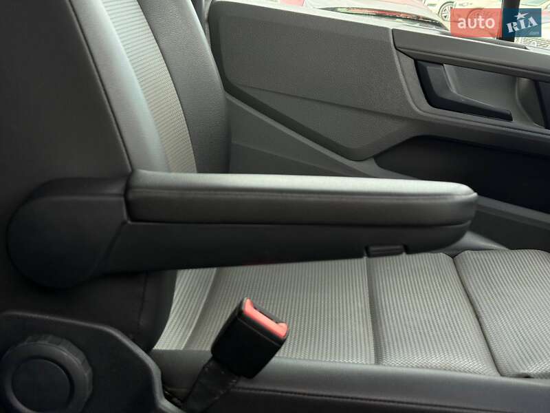 Вантажний фургон Volkswagen Crafter 2019 в Рівному фото 40 Вантажний фургон Volkswagen Crafter 2019 в Рівному