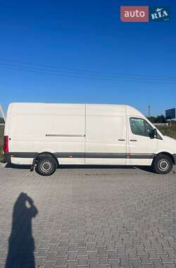 Грузовой фургон Volkswagen Crafter 2016 в Николаеве