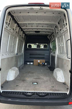 Грузовой фургон Volkswagen Crafter 2014 в 