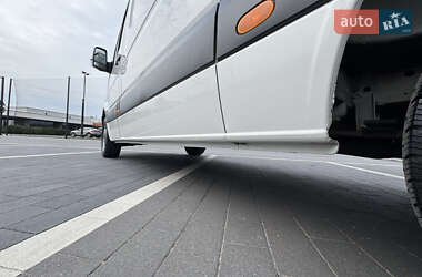 Грузовой фургон Volkswagen Crafter 2016 в 