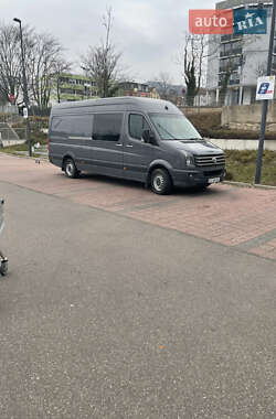 Грузопассажирский фургон Volkswagen Crafter 2015 в Черновцах