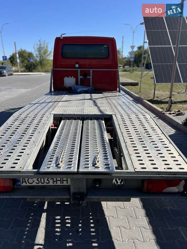 Автовоз Volkswagen Crafter 2015 в Володимирі