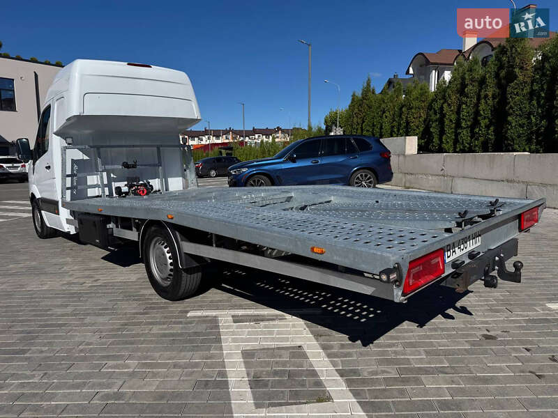 Автовоз Volkswagen Crafter 2010 в Ровно