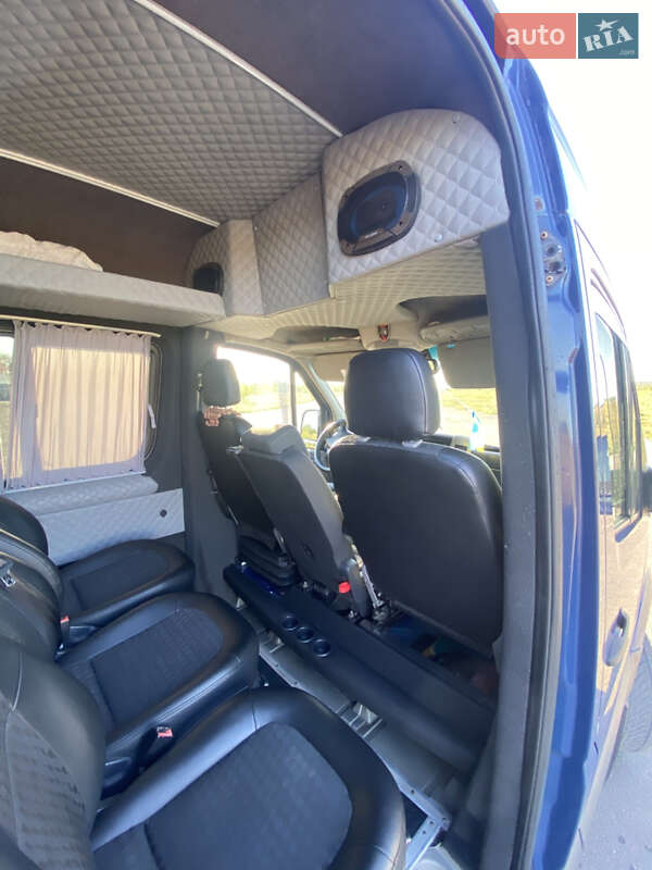 Микроавтобус Volkswagen Crafter 2009 в Березному