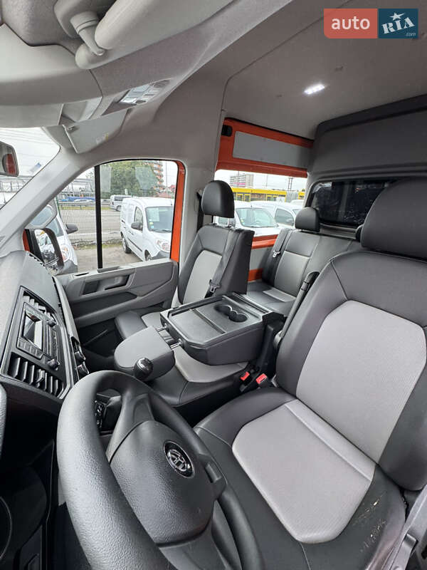 Грузопассажирский фургон Volkswagen Crafter 2018 в Киеве