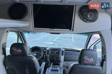 Микроавтобус Volkswagen Crafter 2013 в 