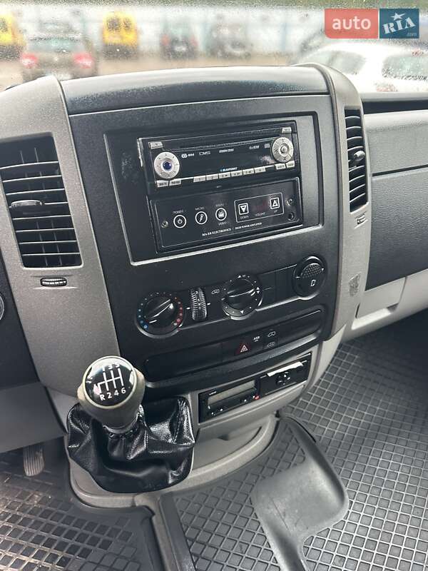 Микроавтобус Volkswagen Crafter 2013 в Ровно