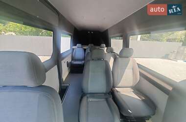 Микроавтобус Volkswagen Crafter 2015 в 
