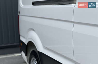 Грузовой фургон Volkswagen Crafter 2021 в 