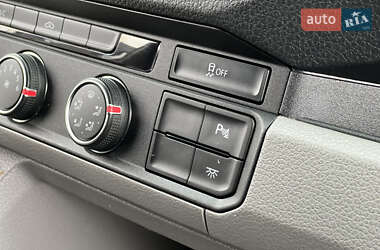 Грузовой фургон Volkswagen Crafter 2021 в 
