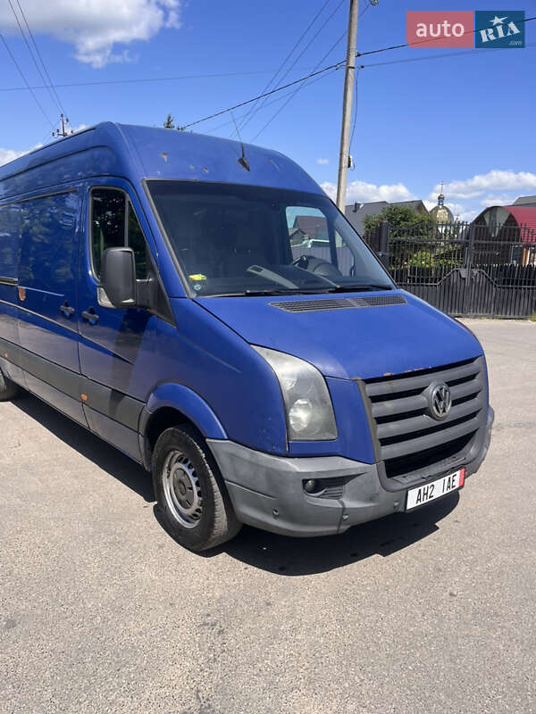 Грузовой фургон Volkswagen Crafter 2011 в 