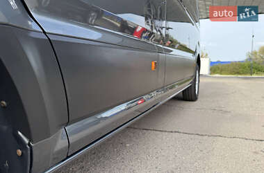 Грузовой фургон Volkswagen Crafter 2021 в 