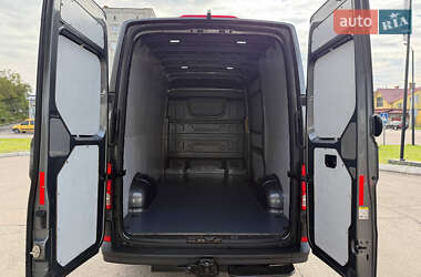 Грузовой фургон Volkswagen Crafter 2021 в 