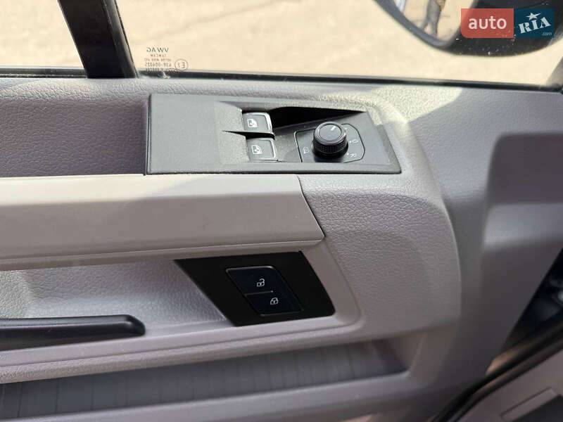 Грузовой фургон Volkswagen Crafter 2021 в Дубно