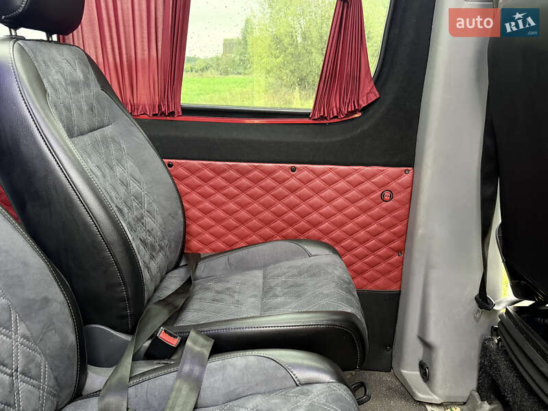 Микроавтобус Volkswagen Crafter 2011 в Бердичеве