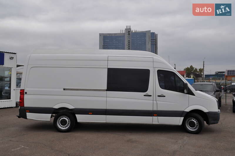 Грузовой фургон Volkswagen Crafter 2014 в Киеве