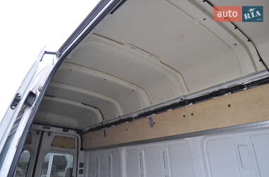 Грузовой фургон Volkswagen Crafter 2014 в 